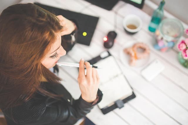 Comment améliorer l'ergonomie de votre poste de travail